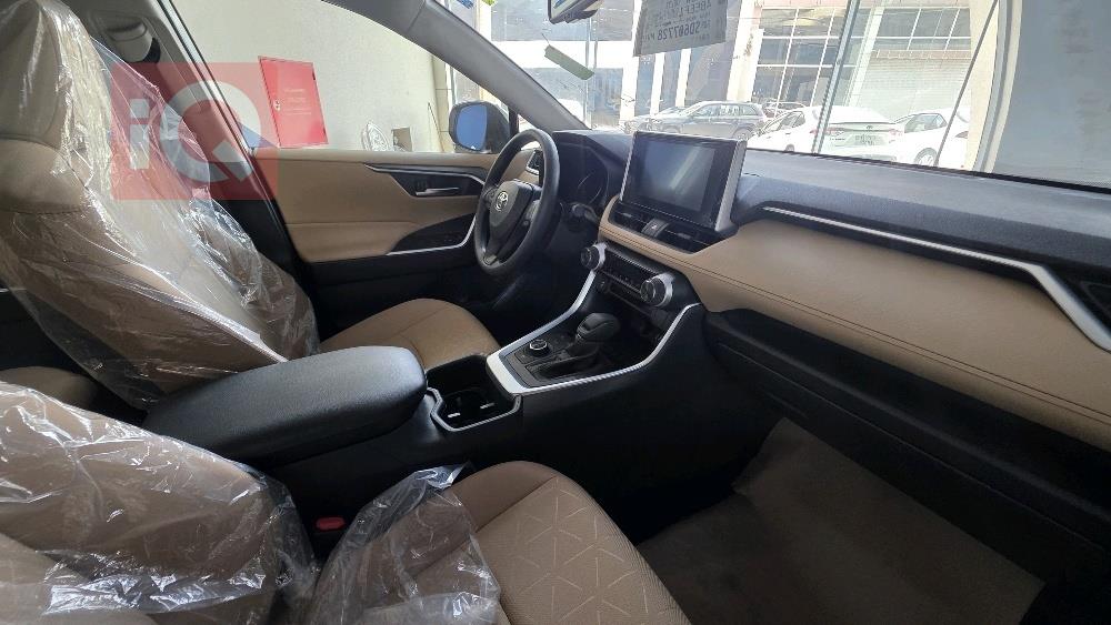 تويوتا راف 4